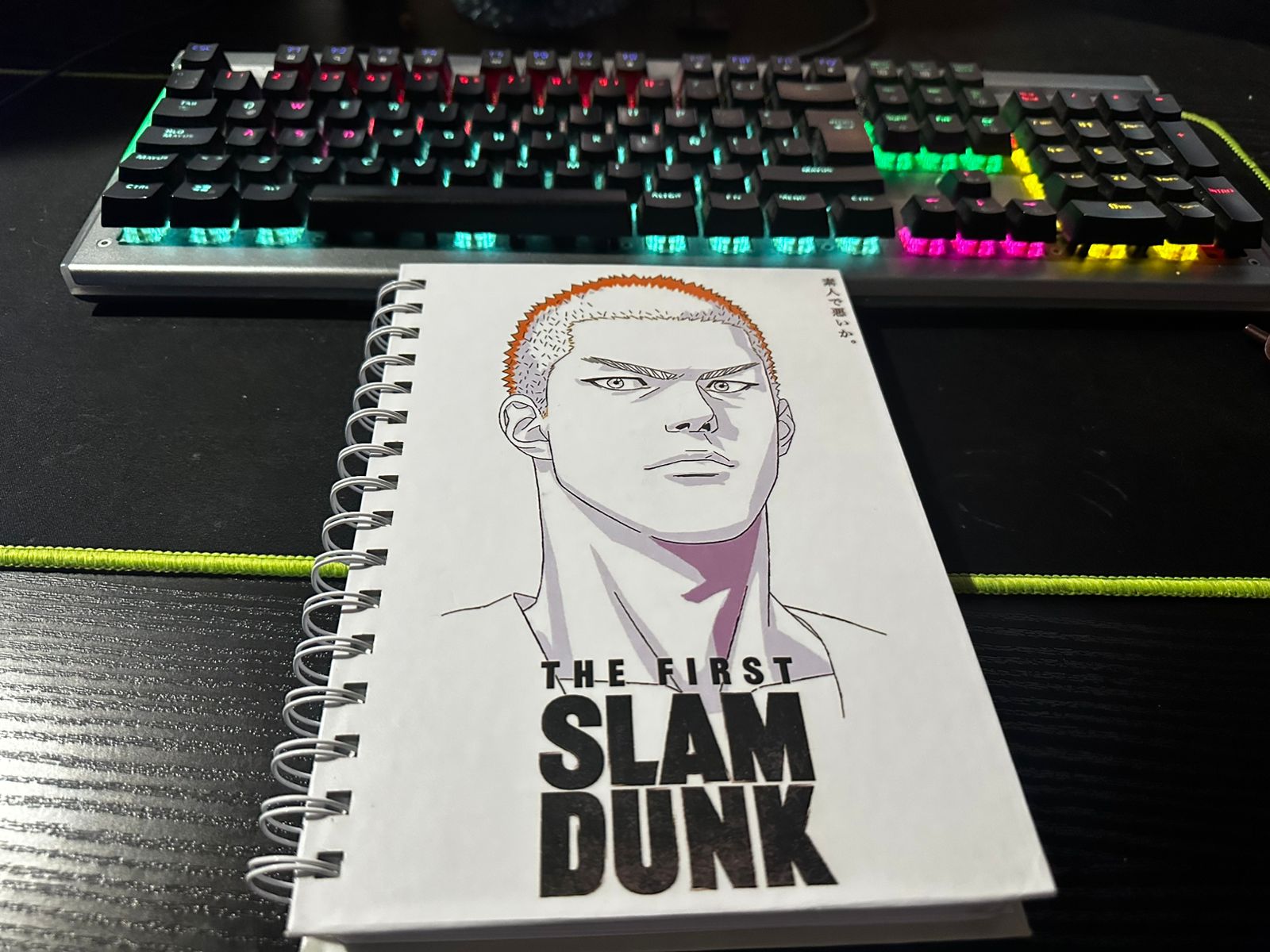 Beneficios de escribir a mano: por qué elegir un cuaderno personalizado en 2025